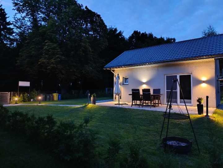 Dom Wypoczynkowy Pod Kasztanem 1 Nad Jeziorem Wartkowo Exterior photo
